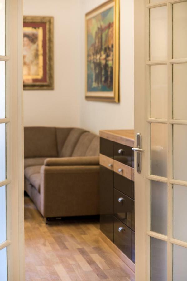Apartman Villa Carolina Рієка Екстер'єр фото